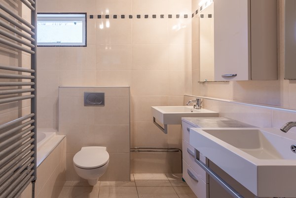 Medium property photo - Ledaplantsoen 21, 7321 ES Apeldoorn